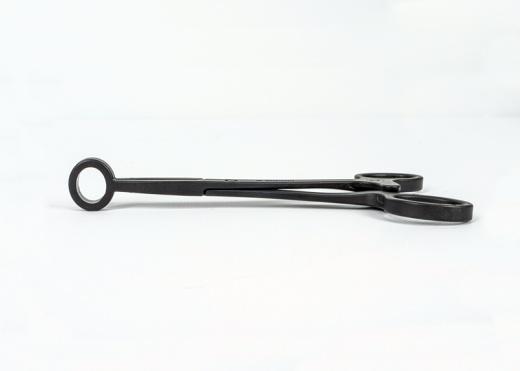 Disposable sterile tongue holder for adults
