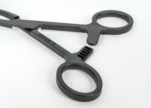 Disposable sterile tongue holder for children